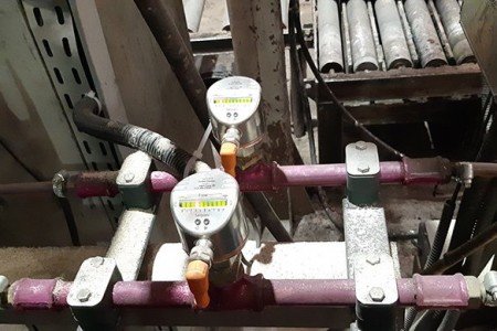Sistema de Monitoramento de Fluxo de Resina e Catalisador